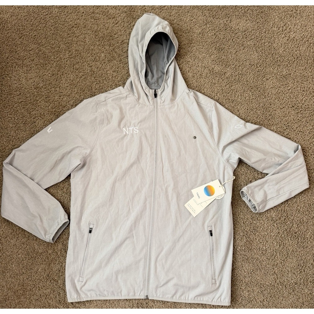 Vuori Outdoor Trainer Shell Jacket V512 Platinum Linen Mens L Company Logo New